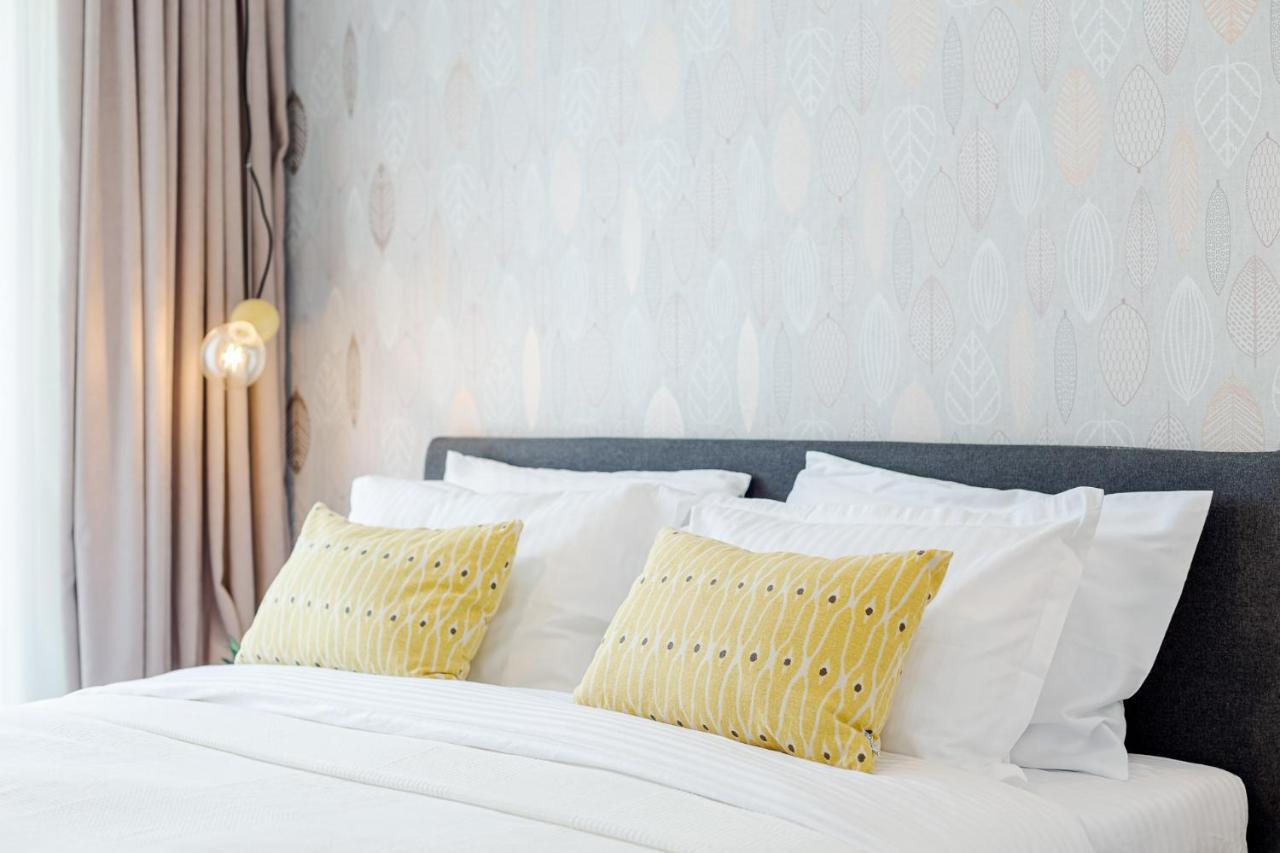 Il Lago - Sunrise - Cozy Luxurious Smart Home By The Lake 벌룬터리 외부 사진