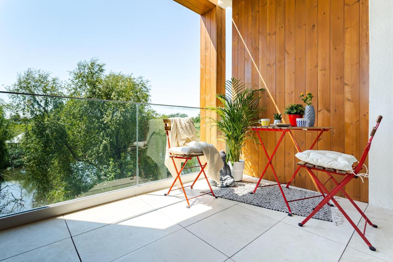 Il Lago - Sunrise - Cozy Luxurious Smart Home By The Lake 벌룬터리 외부 사진